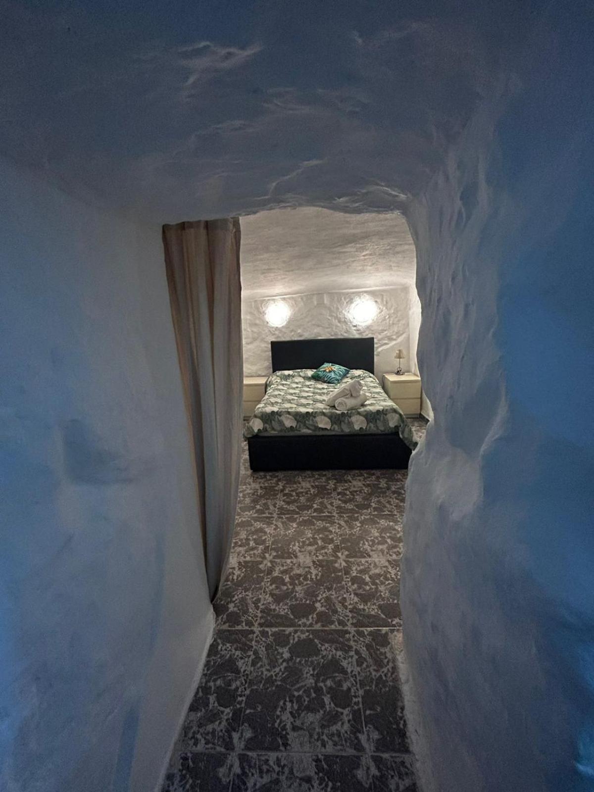 The Crystal Cave Villa Zujar ภายนอก รูปภาพ